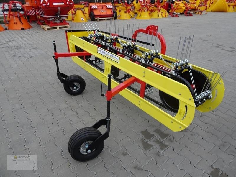 Vemac Heuwender 210-250cm Bandheuwender Schwader Wender NEU - Szénaforgató: 1 kép. Vemac Heuwender 210-250cm Bandheuwender Schwader Wender NEU - Szénaforgató: 1 kép.