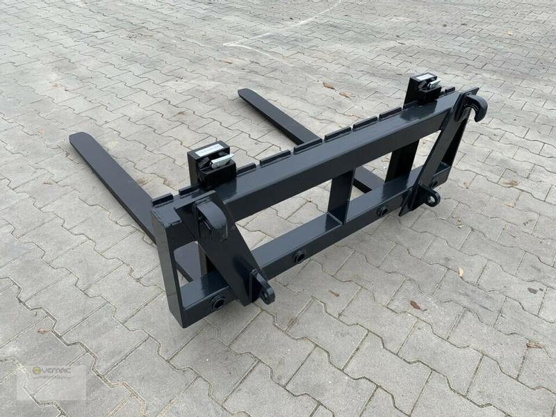 Vemac Palettengabel 2000kg 2to Euro Ballenspiess Traktor Frontlader NEU - Raklapvilla - Traktor: 3 kép. Vemac Palettengabel 2000kg 2to Euro Ballenspiess Traktor Frontlader NEU - Raklapvilla - Traktor: 3 kép.