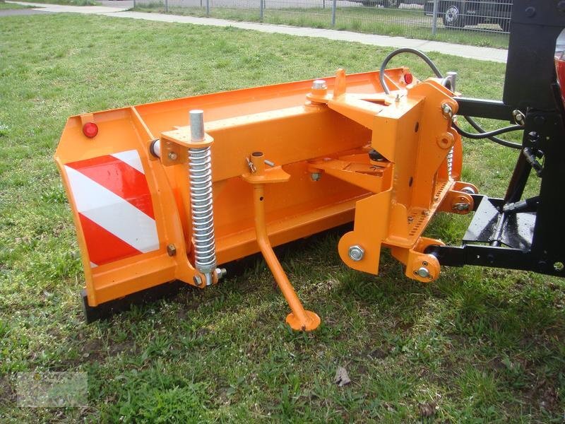 Vemac Schneeschild Schneepflug Schneeschieber 200cm NEU - Hóeke: 1 kép. Vemac Schneeschild Schneepflug Schneeschieber 200cm NEU - Hóeke: 1 kép.