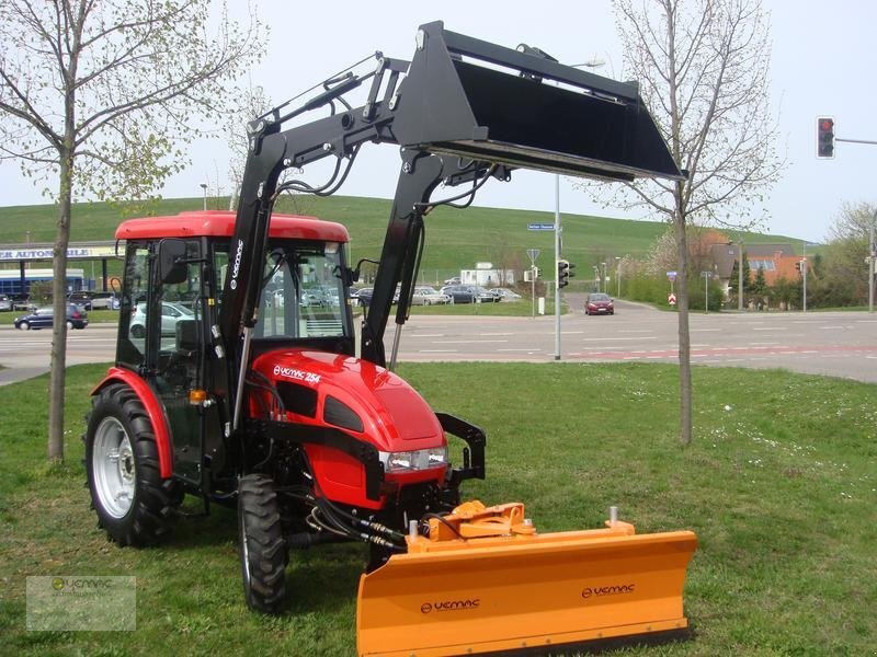 Vemac Schneeschild Schneepflug Schneeschieber Winterdienst 180 NEU - Hóeke: 4 kép. Vemac Schneeschild Schneepflug Schneeschieber Winterdienst 180 NEU - Hóeke: 4 kép.