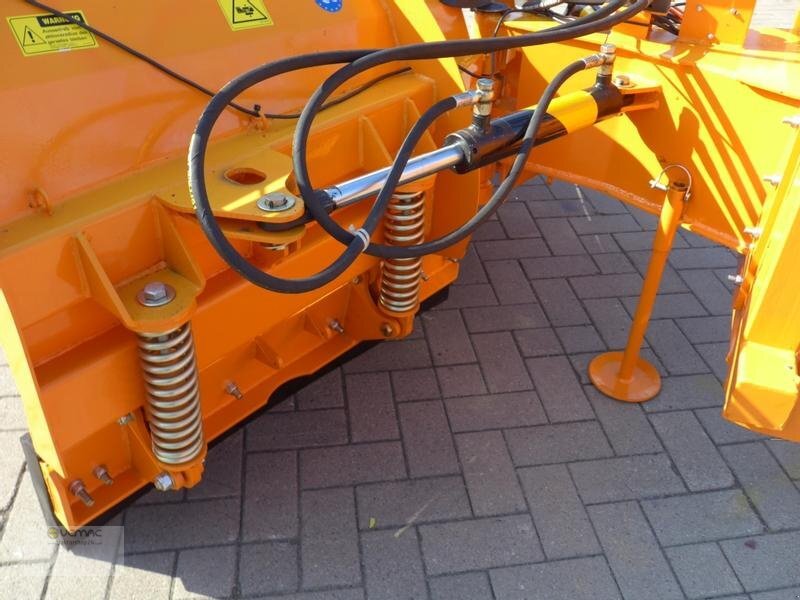 Vemac Vario Schneeschild Schneeschieber Winterdienst 250cm NEU - Hóeke: 3 kép. Vemac Vario Schneeschild Schneeschieber Winterdienst 250cm NEU - Hóeke: 3 kép.