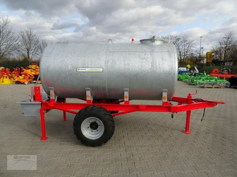 Vemac Wasserwagen 1250 Liter Wassertank Weidefass Wasserfass NEU - Tartályos pótkocsi, Mezőgazdasági pótkocsi: 2 kép. Vemac Wasserwagen 1250 Liter Wassertank Weidefass Wasserfass NEU - Tartályos pótkocsi, Mezőgazdasági pótkocsi: 2 kép.