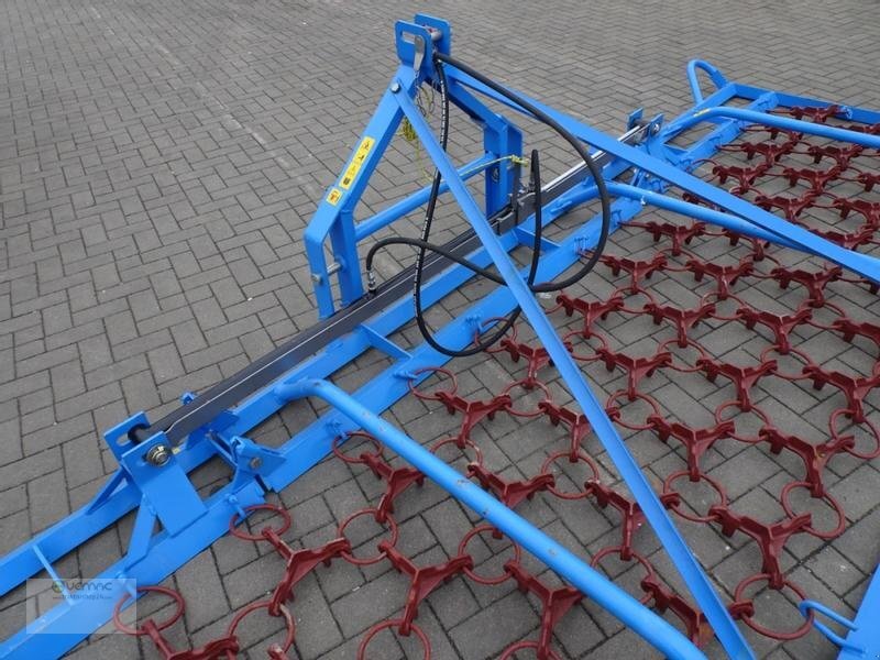 Vemac Wiesenschleppe Schleppe Egge 5m 4reihig Hydraulik NEU - Láncos borona: 5 kép. Vemac Wiesenschleppe Schleppe Egge 5m 4reihig Hydraulik NEU - Láncos borona: 5 kép.