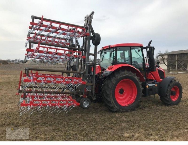 Vemac Wiesenstriegel 12m Striegel Wiesenschleppe Hackstriegel NEU - Láncos borona: 4 kép. Vemac Wiesenstriegel 12m Striegel Wiesenschleppe Hackstriegel NEU - Láncos borona: 4 kép.