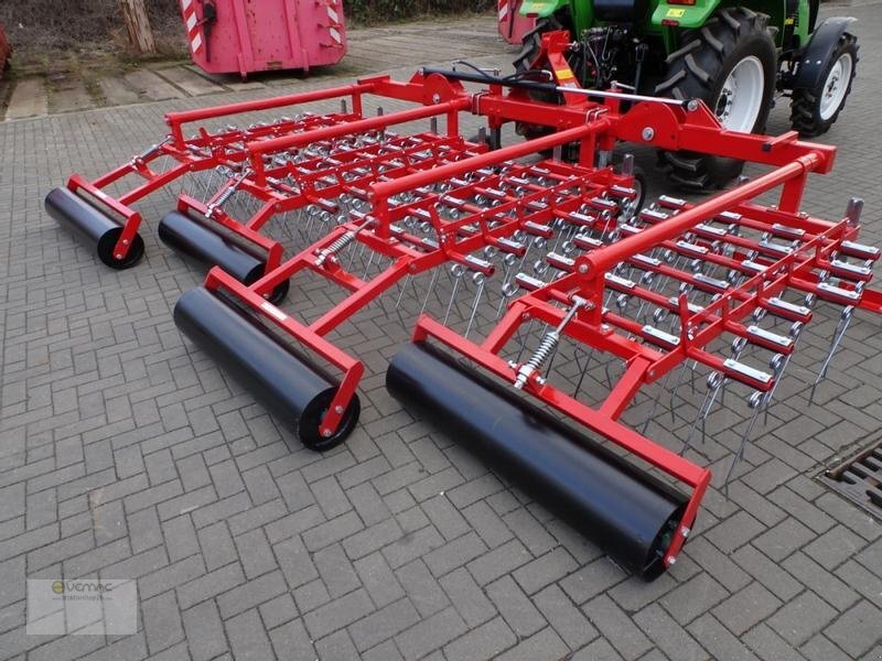 Vemac Wiesenstriegel Striegel Wiesenschleppe 6Meter WS6J NEU - Rugós borona: 3 kép. Vemac Wiesenstriegel Striegel Wiesenschleppe 6Meter WS6J NEU - Rugós borona: 3 kép.