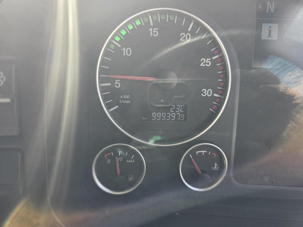 Man Tgx460 - Nyergesvontató: 2 kép. Man Tgx460 - Nyergesvontató: 2 kép.