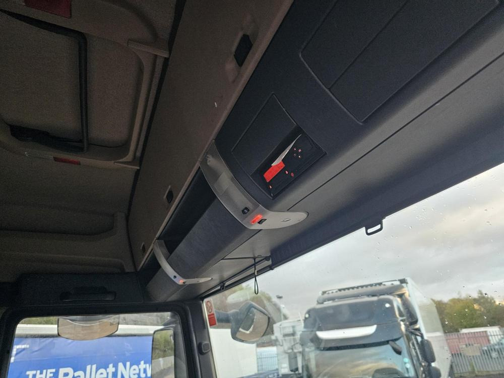 Man tgx 26460 tgx - Nyergesvontató: 5 kép. Man tgx 26460 tgx - Nyergesvontató: 5 kép.