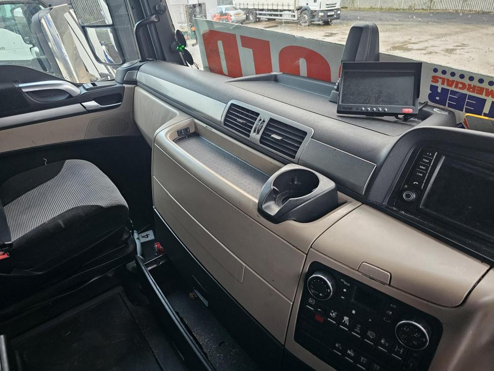 Man tgx Man tgx - Nyergesvontató: 4 kép. Man tgx Man tgx - Nyergesvontató: 4 kép.