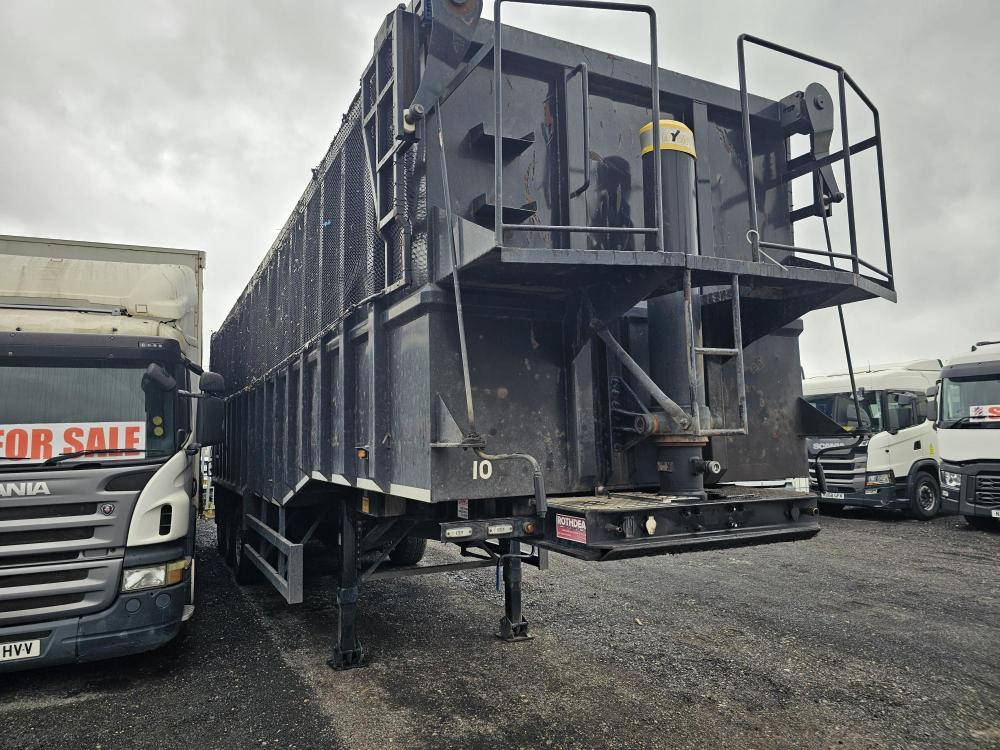Rothdean Steel tipper - Félpótkocsi billenőplatós: 3 kép. Rothdean Steel tipper - Félpótkocsi billenőplatós: 3 kép.