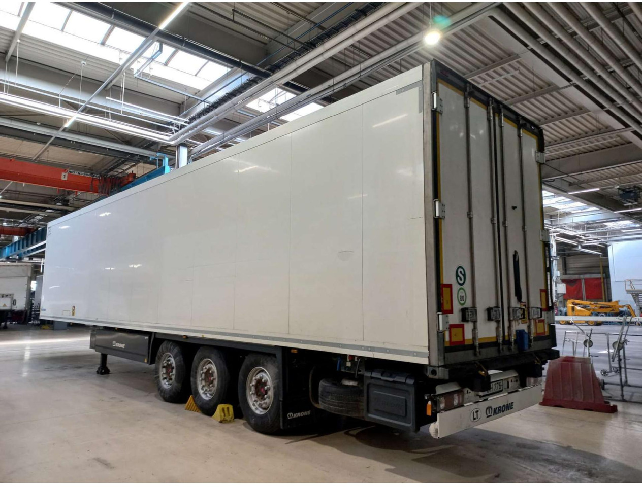 2018 Krone Double Deck Cool Liner FP 45 ThermoKing SLXi 300 - Félpótkocsi hűtős: 5 kép. 2018 Krone Double Deck Cool Liner FP 45 ThermoKing SLXi 300 - Félpótkocsi hűtős: 5 kép.