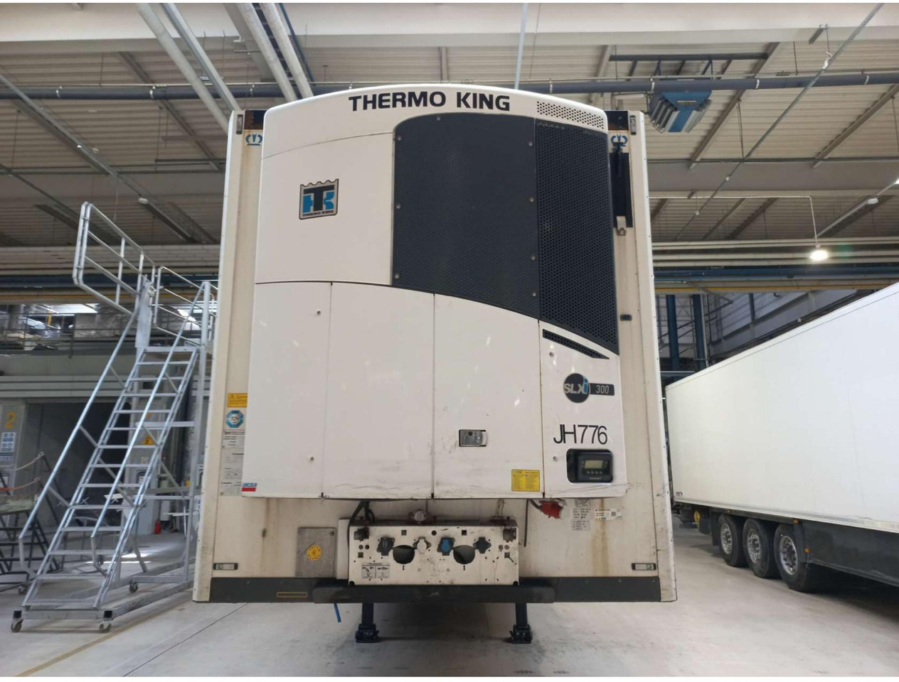 2018 Krone Double Deck Cool Liner FP 45 ThermoKing SLXi 300 - Félpótkocsi hűtős: 3 kép. 2018 Krone Double Deck Cool Liner FP 45 ThermoKing SLXi 300 - Félpótkocsi hűtős: 3 kép.