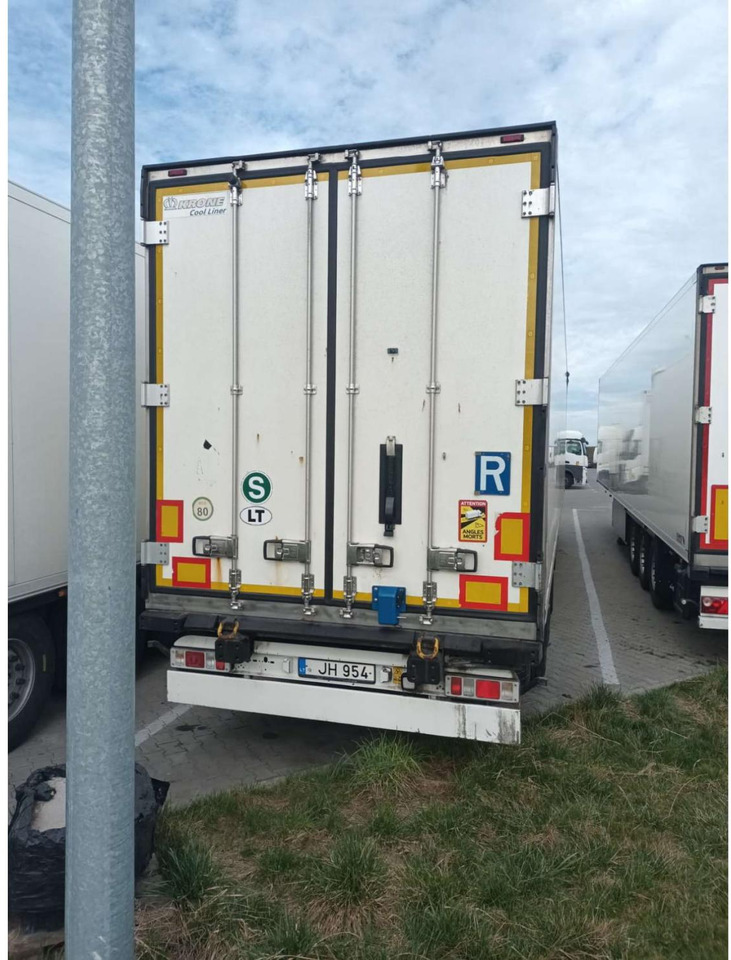 2018 Krone Double Deck Cool Liner FP 45 ThermoKing SLXi 300 - Félpótkocsi hűtős: 2 kép. 2018 Krone Double Deck Cool Liner FP 45 ThermoKing SLXi 300 - Félpótkocsi hűtős: 2 kép.