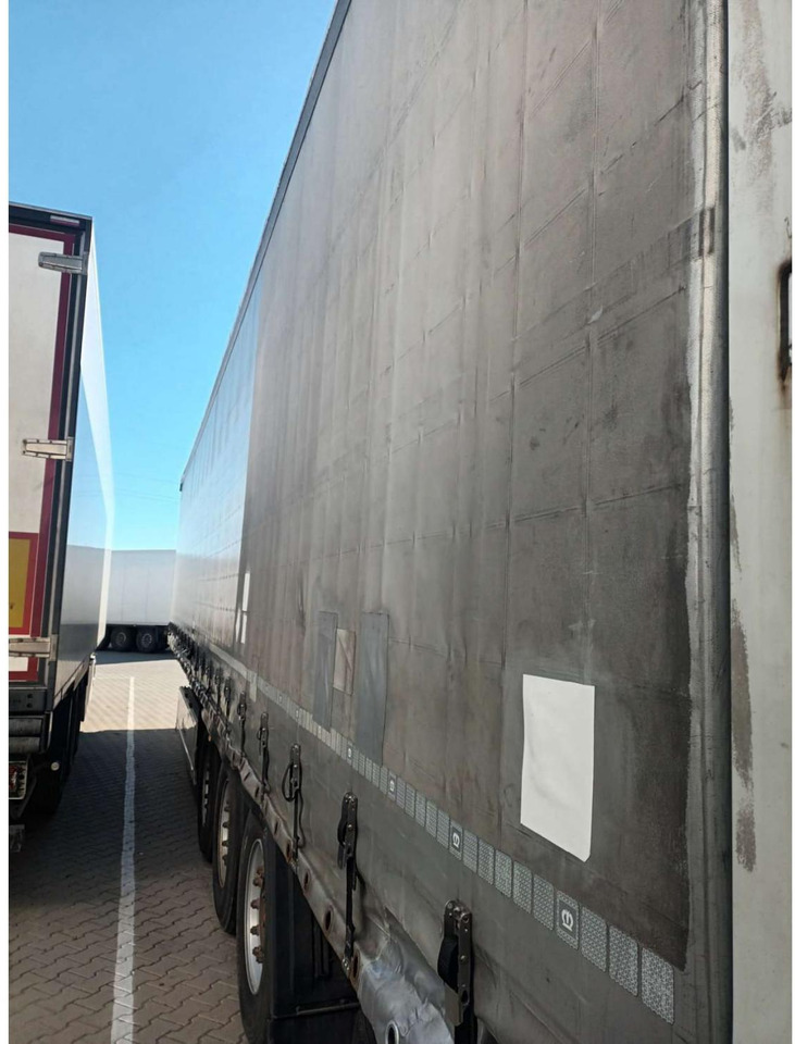 2018 Krone SDP Profi Liner Standard Lifting Axle - Ponyvás félpótkocsi: 2 kép. 2018 Krone SDP Profi Liner Standard Lifting Axle - Ponyvás félpótkocsi: 2 kép.