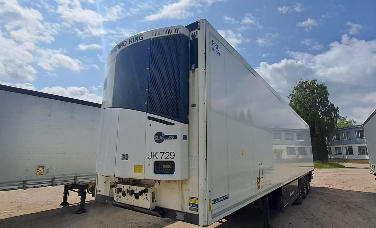 2018 Krone SDR Cool Liner FP 60 ThermoKing SLXi 300 - Félpótkocsi hűtős: 2 kép. 2018 Krone SDR Cool Liner FP 60 ThermoKing SLXi 300 - Félpótkocsi hűtős: 2 kép.