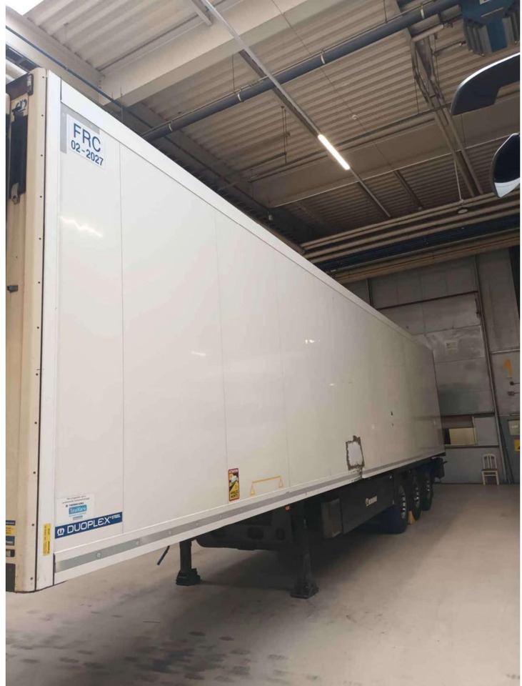 2018 Krone SDR Double Deck Cool Liner FP45 ThermoKing SLXi 300 Lifting Axle - Félpótkocsi hűtős: 2 kép. 2018 Krone SDR Double Deck Cool Liner FP45 ThermoKing SLXi 300 Lifting Axle - Félpótkocsi hűtős: 2 kép.