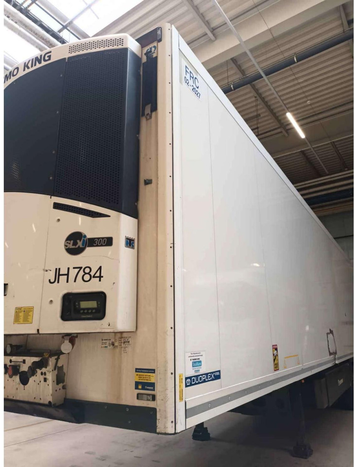 2018 Krone SDR Double Deck Cool Liner FP45 ThermoKing SLXi 300 Lifting Axle - Félpótkocsi hűtős: 4 kép. 2018 Krone SDR Double Deck Cool Liner FP45 ThermoKing SLXi 300 Lifting Axle - Félpótkocsi hűtős: 4 kép.