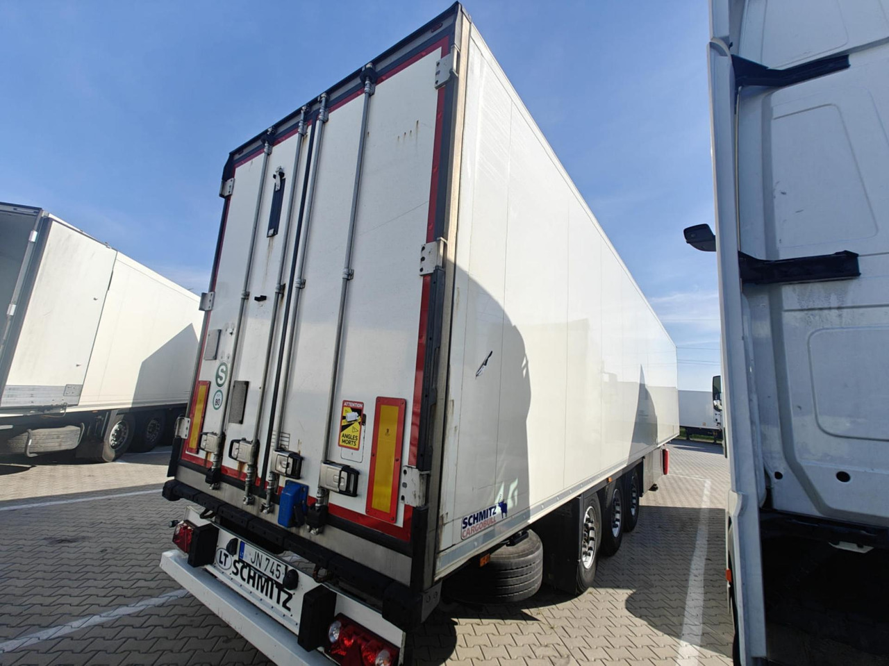 2018 Schmitz Cargobull SKO FP 45 ThermoKing SLXi 300 - Félpótkocsi hűtős: 3 kép. 2018 Schmitz Cargobull SKO FP 45 ThermoKing SLXi 300 - Félpótkocsi hűtős: 3 kép.