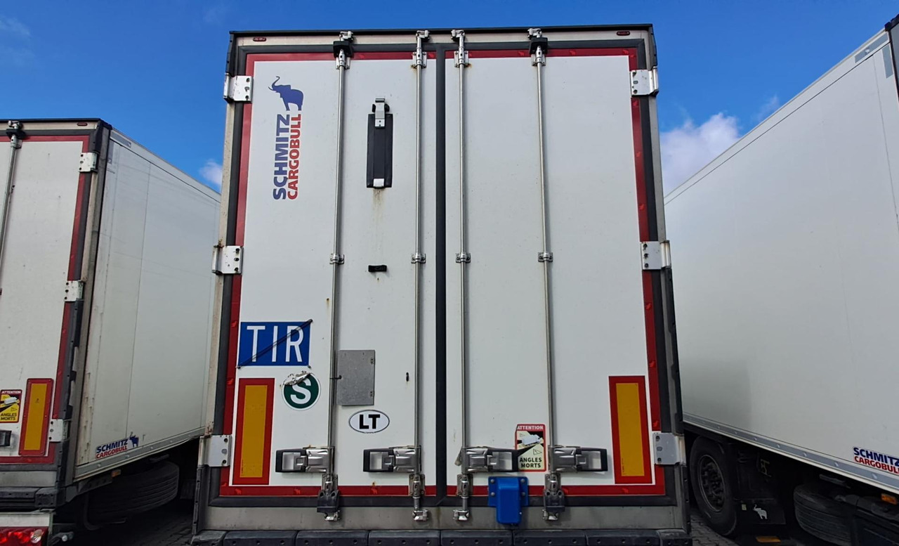 2019/2020 Schmitz Cargobull SKO FP 60 ThermoKing SLXi 300 - Félpótkocsi hűtős: 2 kép. 2019/2020 Schmitz Cargobull SKO FP 60 ThermoKing SLXi 300 - Félpótkocsi hűtős: 2 kép.