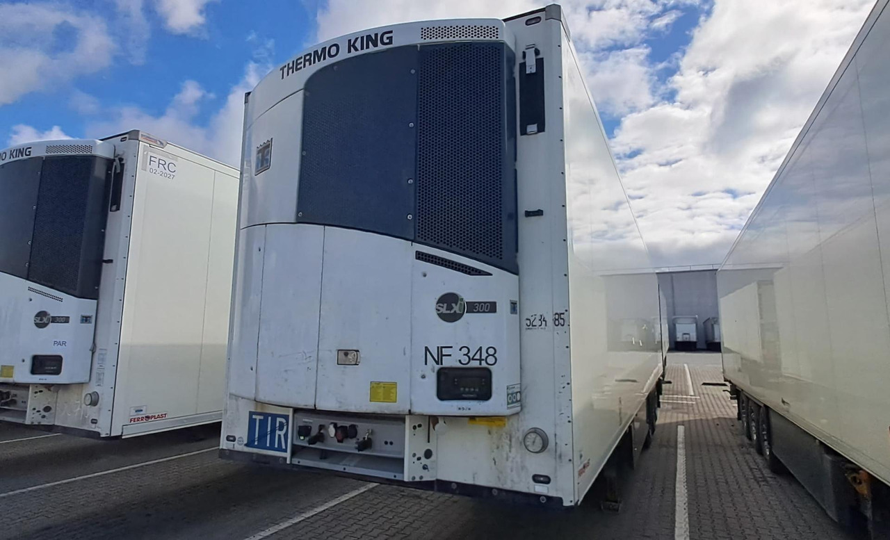 2019/2020 Schmitz Cargobull SKO FP 60 ThermoKing SLXi 300 - Félpótkocsi hűtős: 4 kép. 2019/2020 Schmitz Cargobull SKO FP 60 ThermoKing SLXi 300 - Félpótkocsi hűtős: 4 kép.