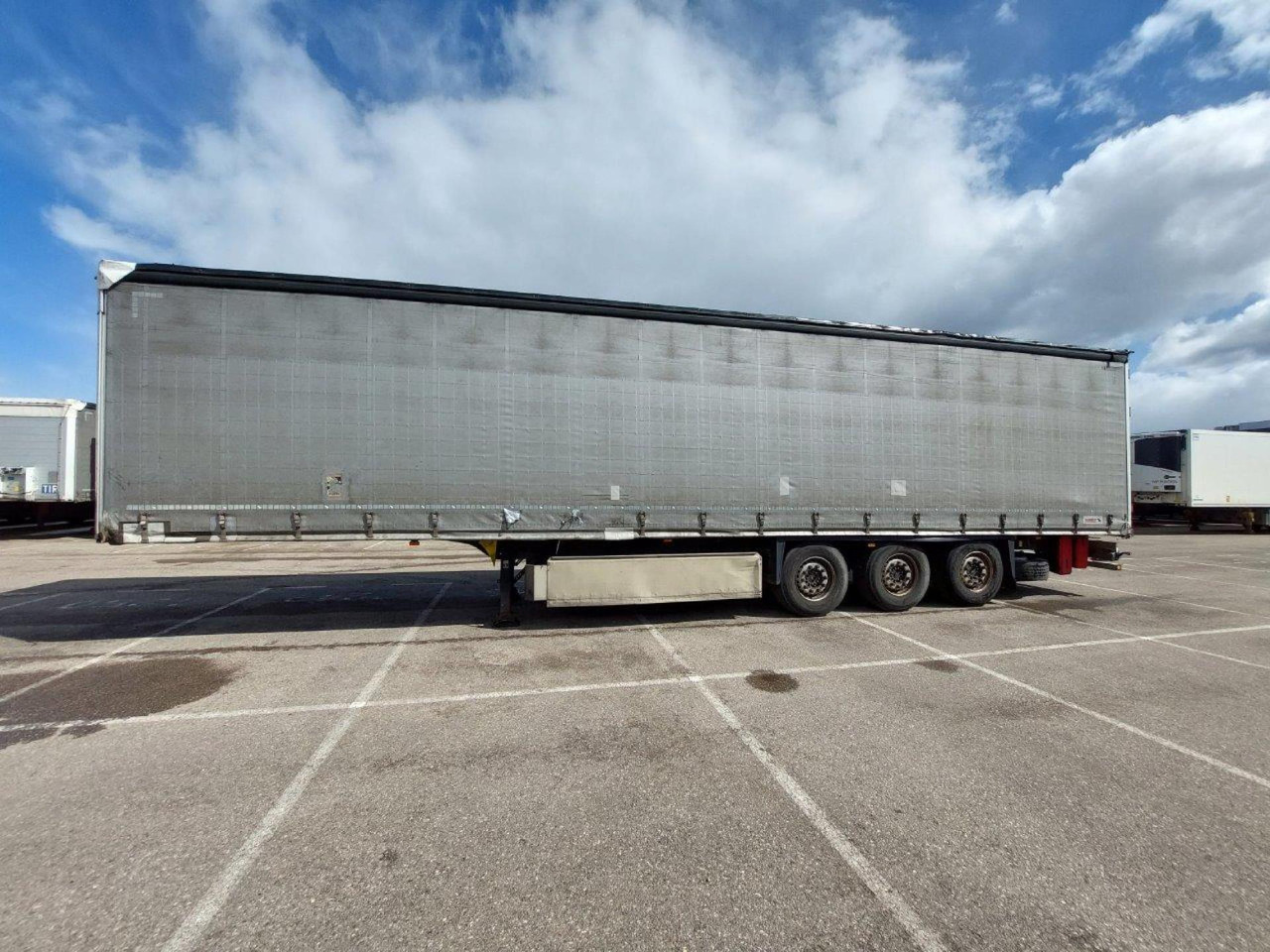 2019 Schmitz Cargobull SCS24/L Lifting Axle - Ponyvás félpótkocsi: 3 kép. 2019 Schmitz Cargobull SCS24/L Lifting Axle - Ponyvás félpótkocsi: 3 kép.