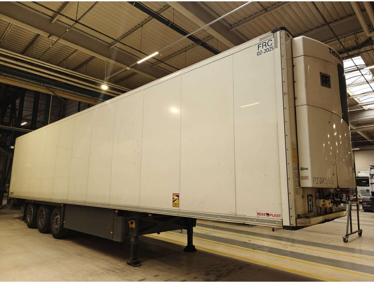 2019 Schmitz Cargobull SKO Double Deck FP 60 ThermoKing SLXi 300 - Félpótkocsi hűtős: 3 kép. 2019 Schmitz Cargobull SKO Double Deck FP 60 ThermoKing SLXi 300 - Félpótkocsi hűtős: 3 kép.