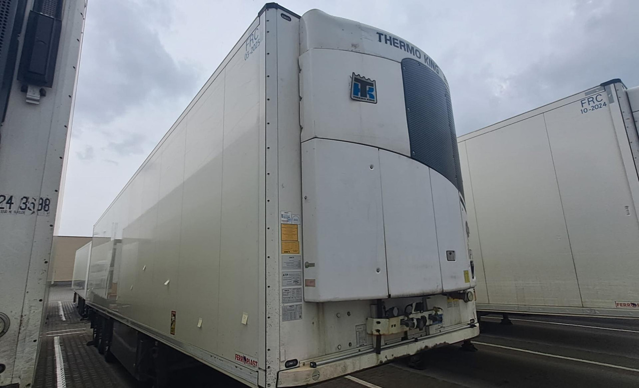 2019 Schmitz Cargobull SKO FP 60 ThermoKing SLXi 300 - Félpótkocsi hűtős: 2 kép. 2019 Schmitz Cargobull SKO FP 60 ThermoKing SLXi 300 - Félpótkocsi hűtős: 2 kép.