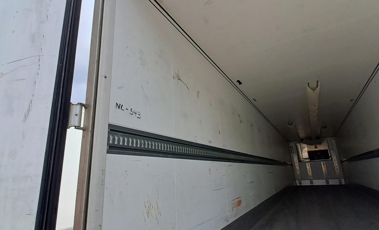2020 Schmitz Cargobull SKO FP 60 ThermoKing SLXi 300 - Félpótkocsi hűtős: 2 kép. 2020 Schmitz Cargobull SKO FP 60 ThermoKing SLXi 300 - Félpótkocsi hűtős: 2 kép.