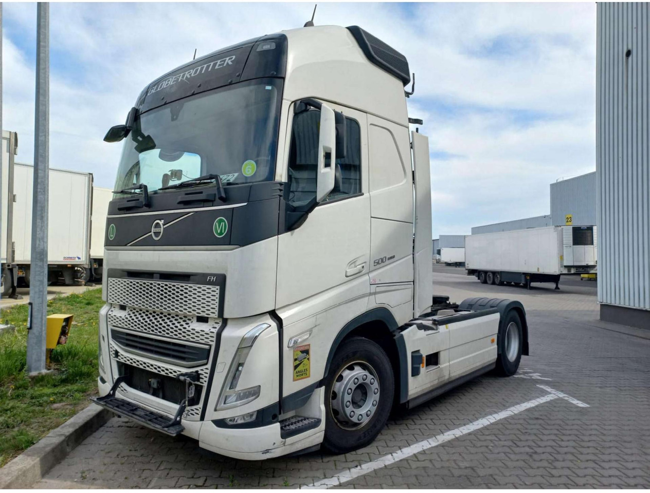 2023 Volvo FH 500 Globetrotter XL - Egyéb gépek: 4 kép. 2023 Volvo FH 500 Globetrotter XL - Egyéb gépek: 4 kép.