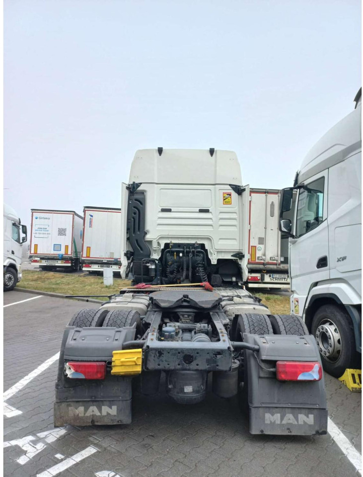 2023 MAN TGX 18.480 GX - Nyergesvontató: 3 kép. 2023 MAN TGX 18.480 GX - Nyergesvontató: 3 kép.
