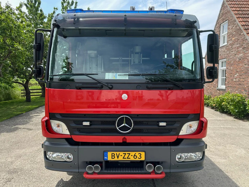 Mercedes-Benz Atego 1426 / FIRETRUCK / FULL EQUIPMENT / LOW KM / GODIVA PUMP 254h / TOPCONDITION!! - Tűzoltóautó: 3 kép. Mercedes-Benz Atego 1426 / FIRETRUCK / FULL EQUIPMENT / LOW KM / GODIVA PUMP 254h / TOPCONDITION!! - Tűzoltóautó: 3 kép.