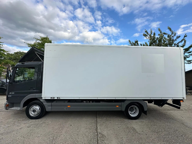 Mercedes-Benz Atego 815 / NL TRUCK / EURO 2 / BOX + LIFT / LOW KM / GOOD CONDITION / 7,5t - Dobozos felépítményű teherautó: 4 kép. Mercedes-Benz Atego 815 / NL TRUCK / EURO 2 / BOX + LIFT / LOW KM / GOOD CONDITION / 7,5t - Dobozos felépítményű teherautó: 4 kép.
