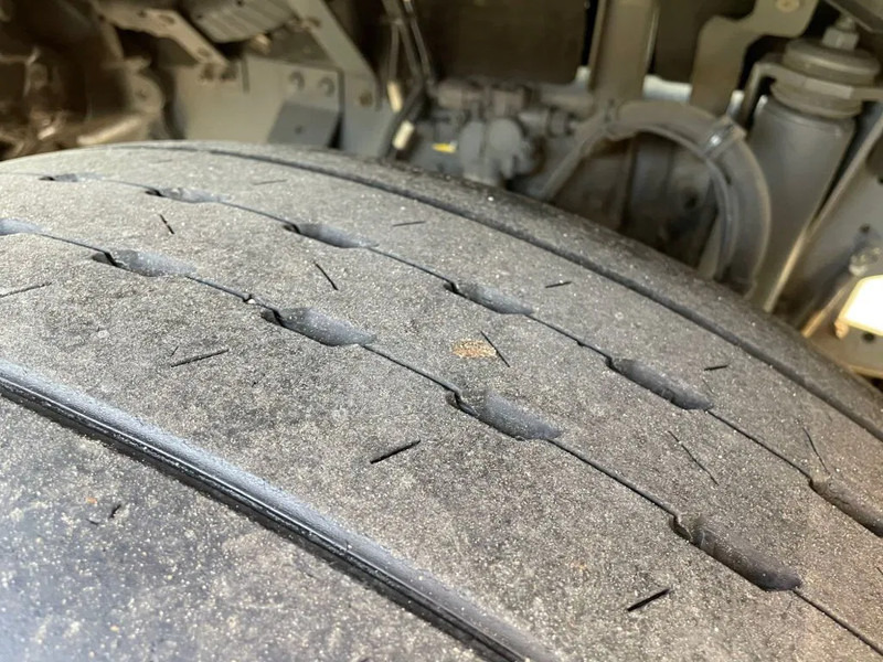 DAF CF 440 / NL TRUCK / EURO 6 / PTO / LOW KM / AUTOMATIC - Nyergesvontató: 5 kép. DAF CF 440 / NL TRUCK / EURO 6 / PTO / LOW KM / AUTOMATIC - Nyergesvontató: 5 kép.