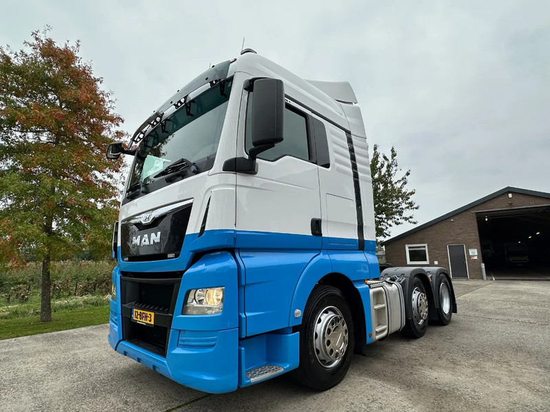 MAN TGX 26.480 / NL TRUCK / RETARDER / EURO 6 / 6X2 / LIFT+STEER AXLE / 60T - Nyergesvontató: 1 kép. MAN TGX 26.480 / NL TRUCK / RETARDER / EURO 6 / 6X2 / LIFT+STEER AXLE / 60T - Nyergesvontató: 1 kép.