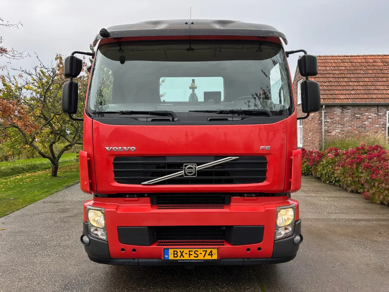 Volvo FE 320 / NL TRUCK / EURO 5 / HIAB MULTILIFT XR 21T / LIKE NEW!! / LOW KM!! / LIFT+STEER AXLE - Horgos rakodó teherautó: 2 kép. Volvo FE 320 / NL TRUCK / EURO 5 / HIAB MULTILIFT XR 21T / LIKE NEW!! / LOW KM!! / LIFT+STEER AXLE - Horgos rakodó teherautó: 2 kép.