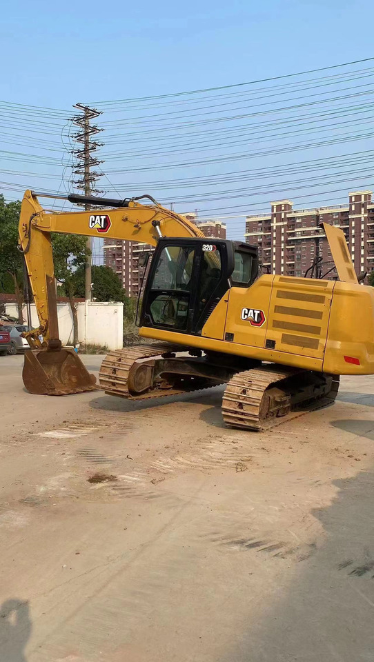 CATERPILLAR 320GC - Építőipari gépek: 3 kép. CATERPILLAR 320GC - Építőipari gépek: 3 kép.