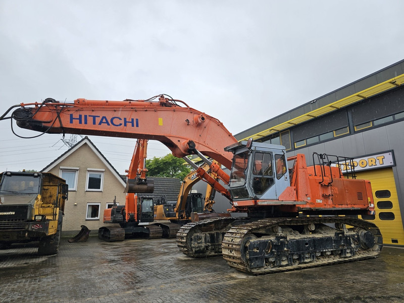 Hitachi EX800H-5 - Lánctalpas kotró: 5 kép. Hitachi EX800H-5 - Lánctalpas kotró: 5 kép.