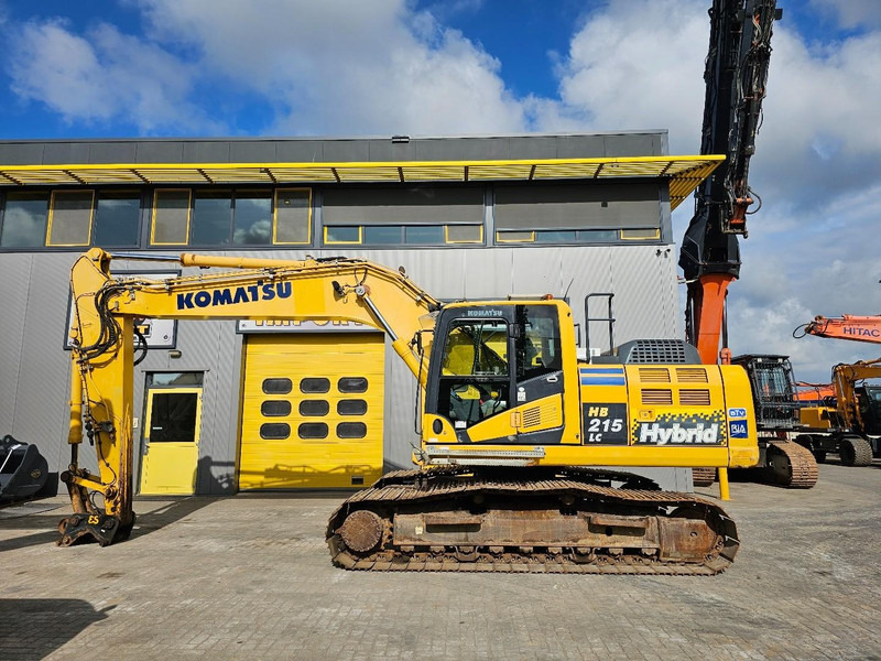 Komatsu HB215LC-2 - Lánctalpas kotró: 1 kép. Komatsu HB215LC-2 - Lánctalpas kotró: 1 kép.