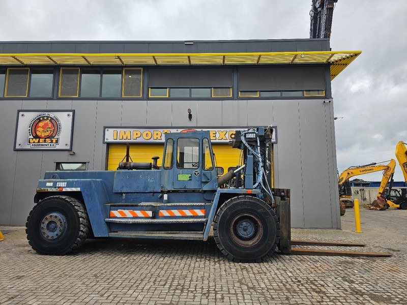 Svetruck 28120-46 * 28TON Hefcapaciteit * - Dízel targonca: 5 kép. Svetruck 28120-46 * 28TON Hefcapaciteit * - Dízel targonca: 5 kép.