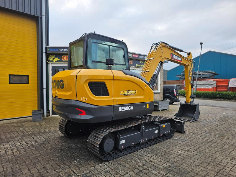 XCMG XE60GA - Minikotró: 4 kép. XCMG XE60GA - Minikotró: 4 kép.