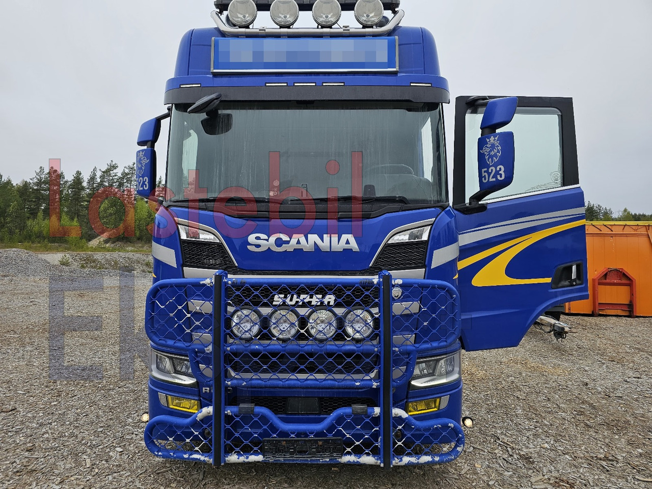 Scania R650 - Rönkszállító teherautó, Darus autó: 3 kép. Scania R650 - Rönkszállító teherautó, Darus autó: 3 kép.