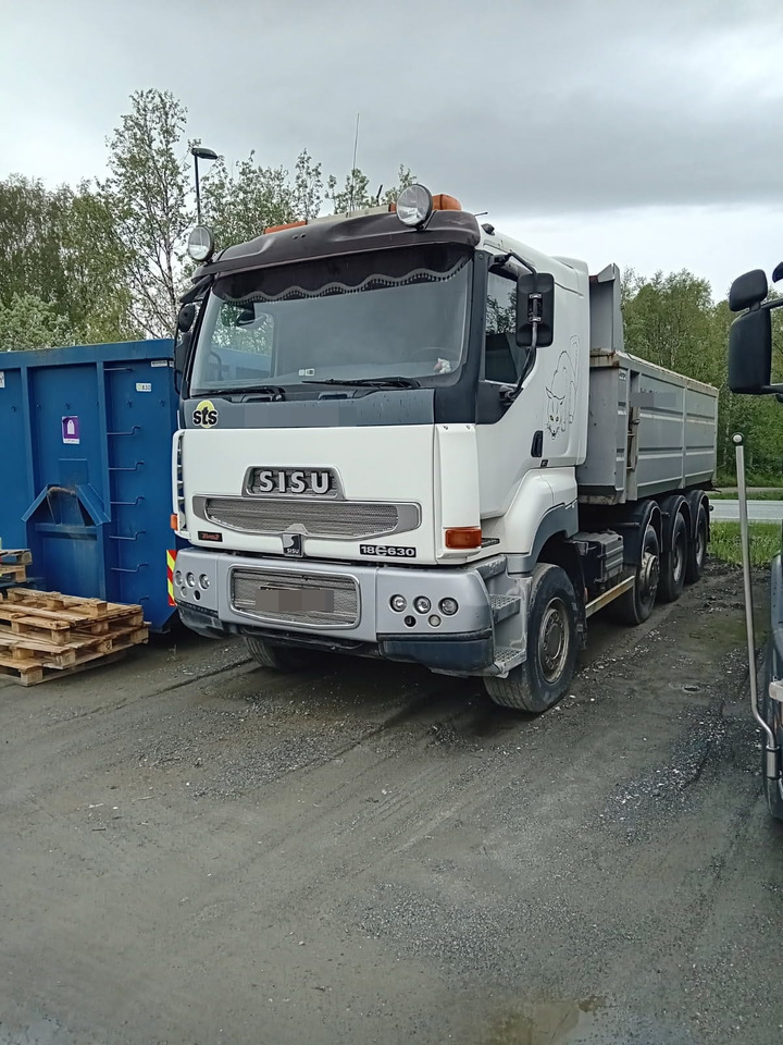 Sisu E18 630 - Billenőplatós teherautó: 3 kép. Sisu E18 630 - Billenőplatós teherautó: 3 kép.