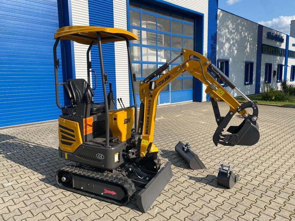 Minibagger BK1250JSR inkl. Schaufelpaket *INKL.19% MWST*BERGER KRAUS*KUBOTA* VERSTELLFAHRWERK*SOFORT!* - Minikotró: 5 kép. Minibagger BK1250JSR inkl. Schaufelpaket *INKL.19% MWST*BERGER KRAUS*KUBOTA* VERSTELLFAHRWERK*SOFORT!* - Minikotró: 5 kép.