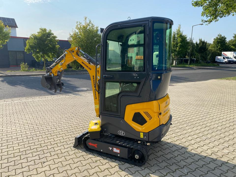 Minibagger BK1250KJSR *INKL.19% MWST*BERGER KRAUS*KUBOTA*VERSTELLFAHRWERK* SCHWENKARM*SOFORT!* - Minikotró: 3 kép. Minibagger BK1250KJSR *INKL.19% MWST*BERGER KRAUS*KUBOTA*VERSTELLFAHRWERK* SCHWENKARM*SOFORT!* - Minikotró: 3 kép.