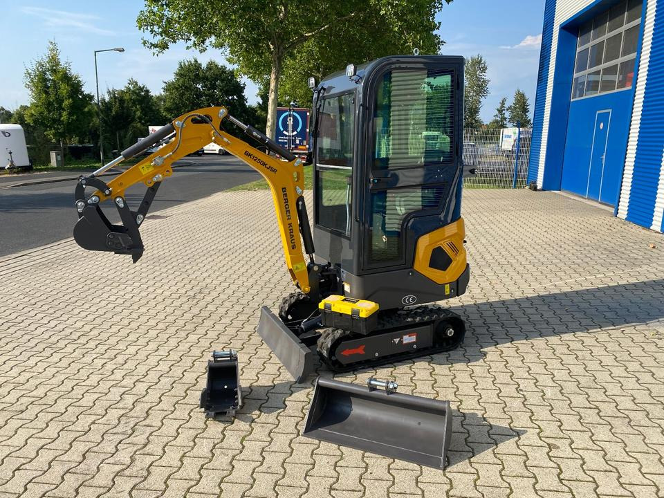 Minibagger BK1250KJSR inkl. Schaufelpaket *INKL.19% MWST*BERGER KRAUS*KUBOTA*VERSTELLFAHRWERK *SOFORT!* - Minikotró: 2 kép. Minibagger BK1250KJSR inkl. Schaufelpaket *INKL.19% MWST*BERGER KRAUS*KUBOTA*VERSTELLFAHRWERK *SOFORT!* - Minikotró: 2 kép.