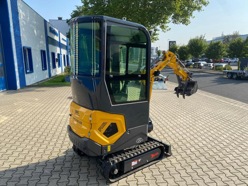 Minibagger BK1250KJSR inkl. Schaufelpaket *INKL.19% MWST*BERGER KRAUS*KUBOTA*VERSTELLFAHRWERK *SOFORT!* - Minikotró: 4 kép. Minibagger BK1250KJSR inkl. Schaufelpaket *INKL.19% MWST*BERGER KRAUS*KUBOTA*VERSTELLFAHRWERK *SOFORT!* - Minikotró: 4 kép.