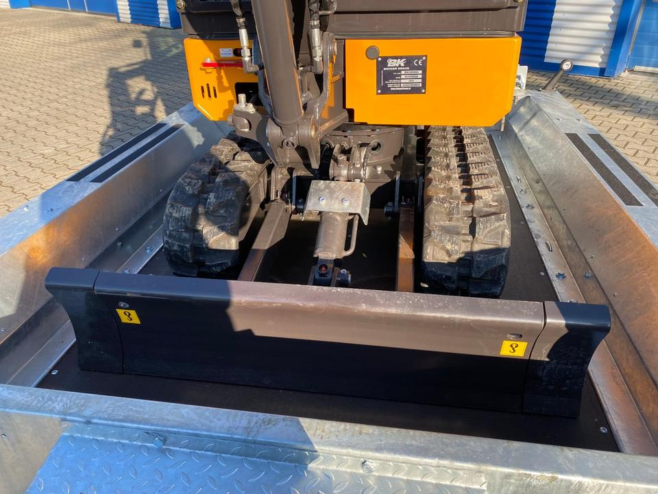 Minikotró, Pótkocsi Minibagger BK2000NKSR + Tieflader + Zubehör *INKL.19% MWST*BERGER KRAUS*KUBOTA* KLIMA*SCHWENKARM*VERSTELLFAHRWERK*: 10 kép.