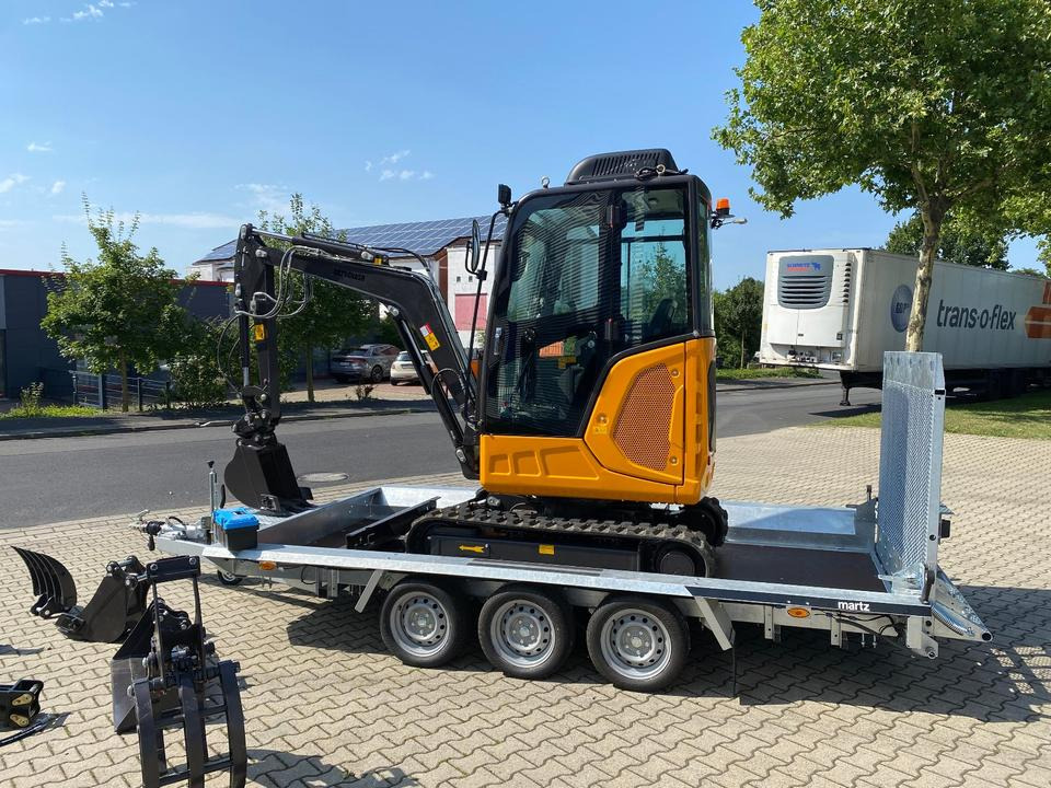 Minibagger BK2800ASR + Tieflader + Zubehör *INKL.19% MWST*BERGER KRAUS*KUBOTA*SCHWENKARM* VERSTELLFAHRWERK*KLIMA* - Minikotró: 5 kép. Minibagger BK2800ASR + Tieflader + Zubehör *INKL.19% MWST*BERGER KRAUS*KUBOTA*SCHWENKARM* VERSTELLFAHRWERK*KLIMA* - Minikotró: 5 kép.