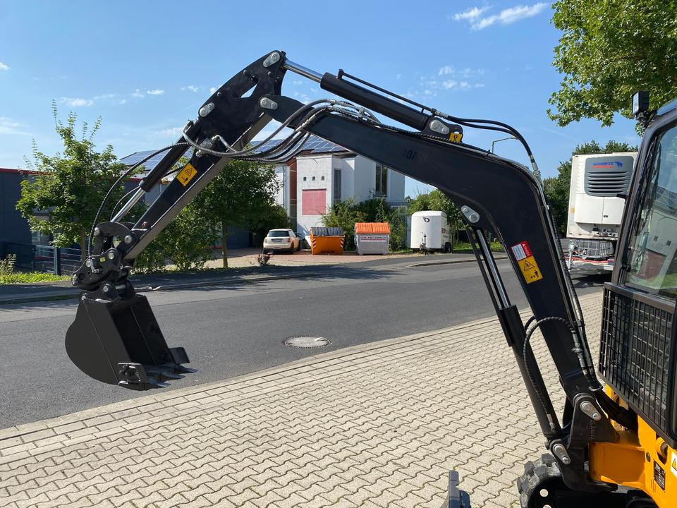 Minikotró Minibagger BK2800ASR inkl. Zubehörpaket *INKL.19% MWST*BERGER KRAUS*KUBOTA*SCHWENKARM* VERSTELLFAHRWERK*KLIMA*: 18 kép.