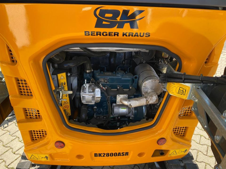 Minikotró Minibagger BK2800ASR inkl. Zubehörpaket *INKL.19% MWST*BERGER KRAUS*KUBOTA*SCHWENKARM* VERSTELLFAHRWERK*KLIMA*: 17 kép.