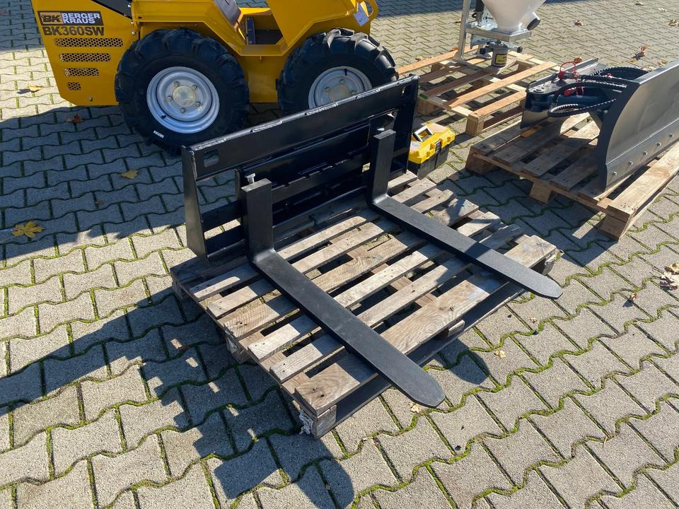 Radlader/Mini-Radlader BK360SW inkl. Winter-Komplettpaket *INKL.19% MWST*BERGER KRAUS*B&S MOTOR*SOFORT!* - Derékcsuklós rakodó: 4 kép. Radlader/Mini-Radlader BK360SW inkl. Winter-Komplettpaket *INKL.19% MWST*BERGER KRAUS*B&S MOTOR*SOFORT!* - Derékcsuklós rakodó: 4 kép.